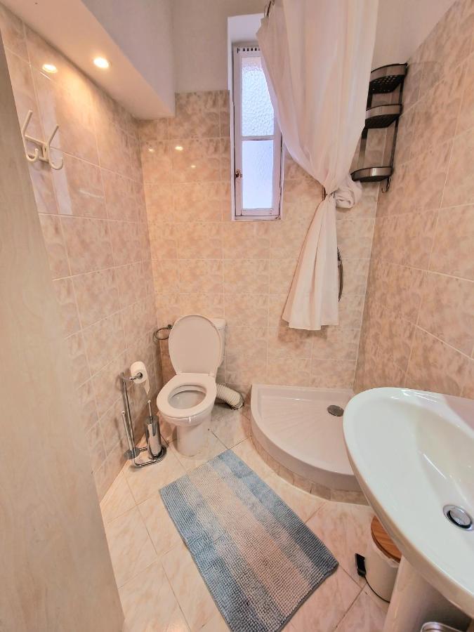 Alma'S Hyper Center Studio Apartment Nice Luaran gambar