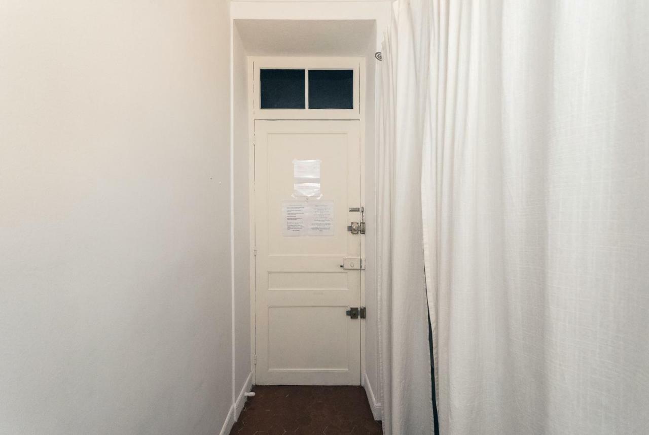 Alma'S Hyper Center Studio Apartment Nice Luaran gambar